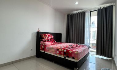 DI SEWA Murah rumah cluster milenial pik 2