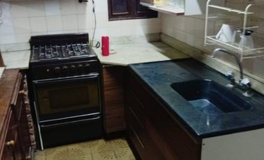 Casa en alquiler en Castelar Sur