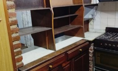 Casa en alquiler en Castelar Sur
