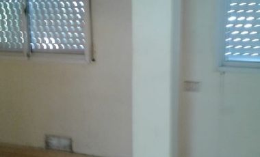 Departamento Tipo Casa en alquiler en Lanus Oeste