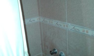 Departamento Tipo Casa en alquiler en Lanus Oeste