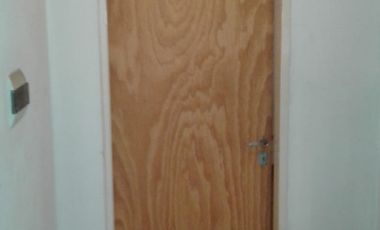 Departamento Tipo Casa en alquiler en Lanus Oeste
