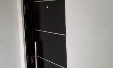 Departamento Tipo Casa en alquiler en Lanus Oeste