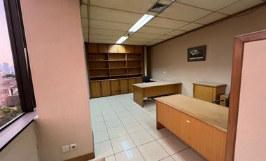 DISEWAKAN OFFICE FURNISH DI MUGI GRIYA BUIILDING