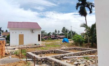 Perumahan subsidi pakai keramik di Padang