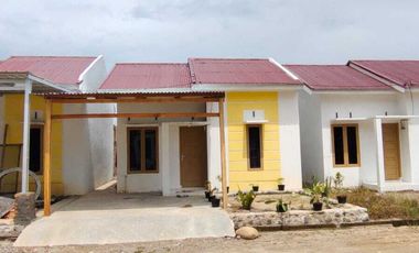 Perumahan subsidi pakai keramik di Padang