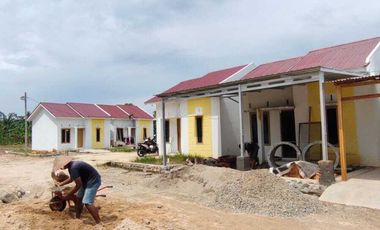 Perumahan subsidi pakai keramik di Padang