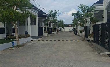 PERUMAHAN DI LOKASI PROSPEKTIF DI PADANG