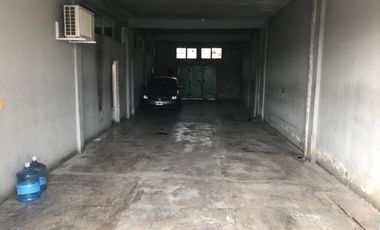 Galpon con Local y Vivienda