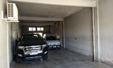 Galpon con Local y Vivienda