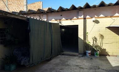 Galpon con Local y Vivienda