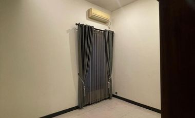 MEWAH & NYAMAN Rumah 2 Lantai Jalan Karah Jambangan Surabaya Selatan