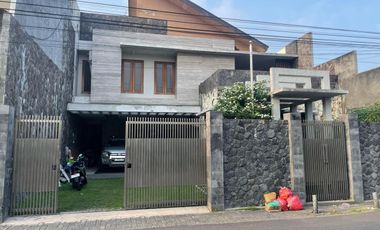 MEWAH & NYAMAN Rumah 2 Lantai Jalan Karah Jambangan Surabaya Selatan