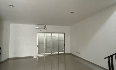 Disewakan Rumah PIK 2 Cluster 8x15