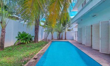 Hot Deal! Rumah Hook di Townhouse Kemang Barat – Lokasi Strategis, Harga Turun Jadi 8,5M