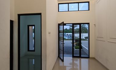 Rumah 1 Lantai Barat Surabaya 5x12 Termurah