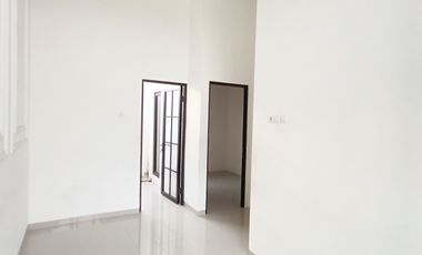 Rumah 1 Lantai Barat Surabaya 5x12 Termurah