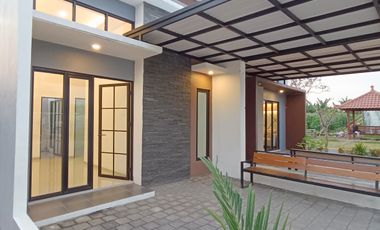 Rumah 1 Lantai Barat Surabaya 5x12 Termurah