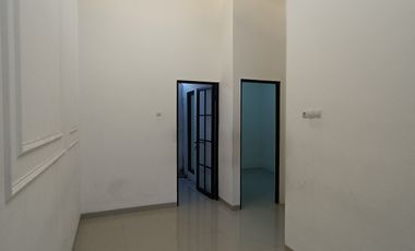 Rumah 1 Lantai Barat Surabaya 5x12 Termurah
