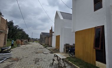 Rumah komplek di sunggal harga 100 jutaan aja