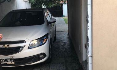 Casa Cinco Ambientes Muy Funcional