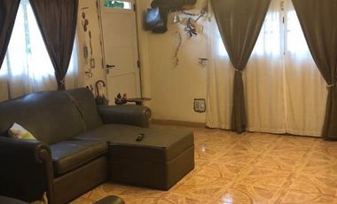 Casa Cinco Ambientes Muy Funcional