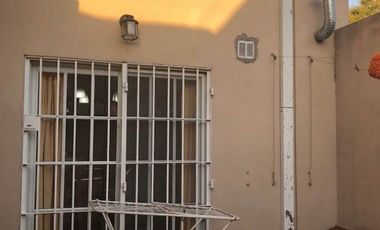 Casa Cinco Ambientes Muy Funcional