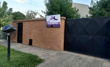 Casa Cinco Ambientes Muy Funcional