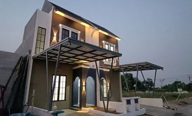 Rumah 2 Lantai Barat Surabaya 500 Jutaan