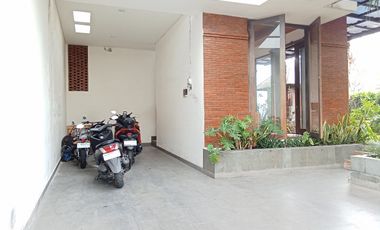 LINGKUNGAN AMAN & NYAMAN Rumah 2 Lantai Deltasari Waru Sidoarjo