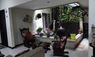 Rumah 2 Lantai Komplek International Village Lakarsantri Surabaya