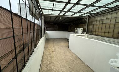 DISEWAKAN RUMAH 3 LANTAI LEGENDA WISATA CIBUBUR, ON NEGO