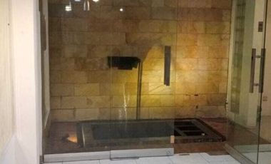 DISEWAKAN RUMAH 3 LANTAI LEGENDA WISATA CIBUBUR, ON NEGO