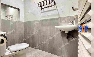 Rumah 3 Lantai Siap Huni di Mampang Pancoran Mas Depok