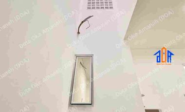 Rumah 3 Lantai Siap Huni di Mampang Pancoran Mas Depok