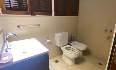 Muy linda casa en Falucho San Luis 400 - Valeria del Mar.