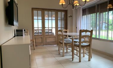 Muy linda casa en Falucho San Luis 400 - Valeria del Mar.