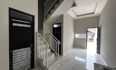 Rumah 2 Lantai Ready Unit , Ganggeng Jakut 1.45 M