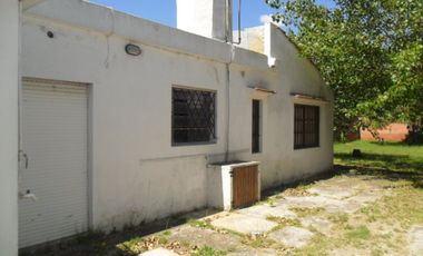 Casa de 3 amb. con depto. en zona norte