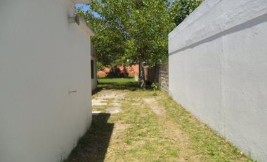 Casa de 3 amb. con depto. en zona norte