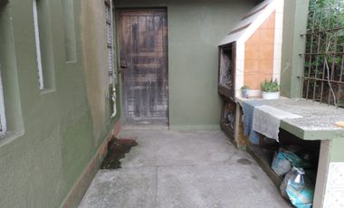 Casa de 3 Amb. con gran lote