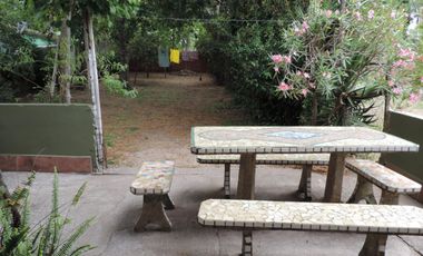 Casa de 3 Amb. con gran lote