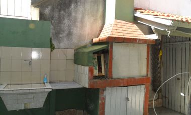 Chalet 5 Amb. en esquina centrico
