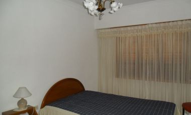 Chalet 5 Amb. en esquina centrico