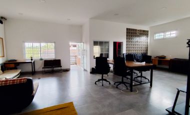 Rumah Bagus Cocok untuk Kantor Dekat dengan Pusat Kota Cianjur