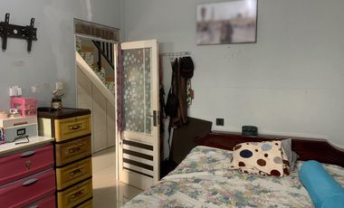 Rumah 2 Lantai Berada Tepat di Pusat Kota Cianjur