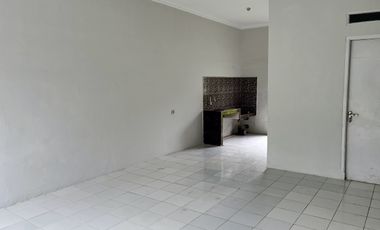 Rumah Minimalis Bagus Siap Huni dekat Pusat Kota Cianjur