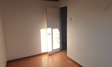 Casa de un piso, en Calle Chacabuco, a pasos de Rengo