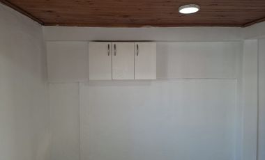 Casa de un piso, en Calle Chacabuco, a pasos de Rengo