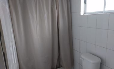 Casa de un piso, en Calle Chacabuco, a pasos de Rengo